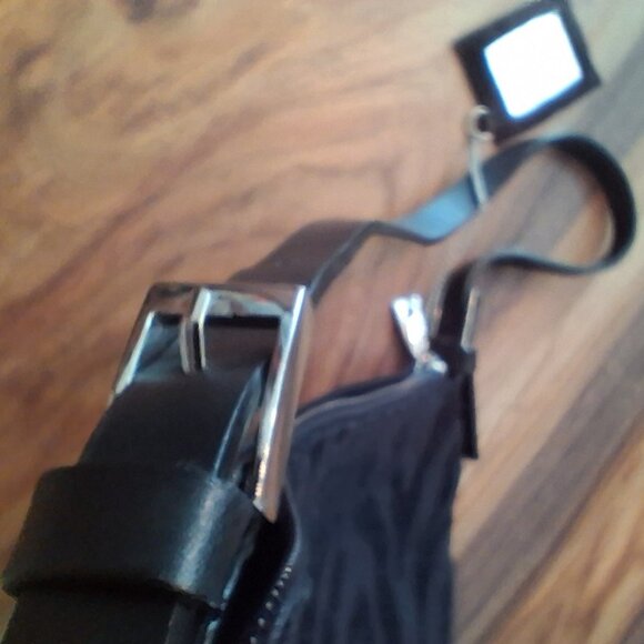 Tommy Hilfiger Rare Vintage Zebra Handbag with attached Mirror circa 90s/Y2K - Picture 4 of 6